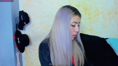 Snapshot of megan_sexrose chatting on March 4, 3:23 am Megan rose online show from March 4, 3:23 am