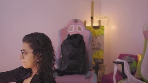 MEGAN  online show from December 1, 10:15 pm