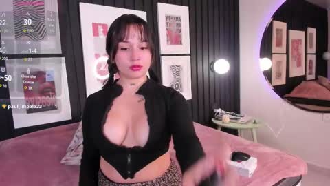 Snapshot of megan_tattoo chatting on October 21, 7:47 pm Megan online show from October 21, 7:47 pm