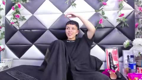 Snapshot of megan_thompsonn_ chatting on September 28, 2:06 am megan_thompsonn_ online show from September 28, 2:06 am