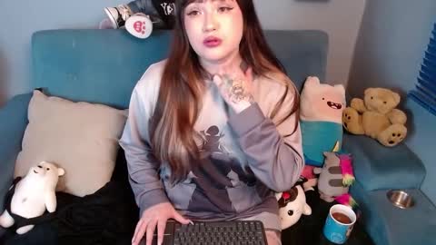 Snapshot of megan_weed chatting on September 18, 10:56 pm megan_weed online show from September 18, 10:56 pm