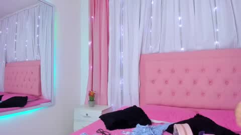 Megan online show from December 9, 12:40 pm