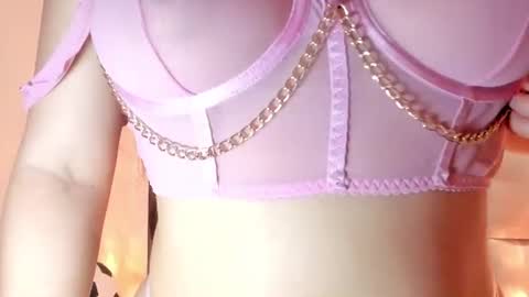 Snapshot of megan_whitee__ chatting on July 3, 2:07 am Im Megan Please do not demand a show without first tiping Thank you online show from July 3, 2:07 am