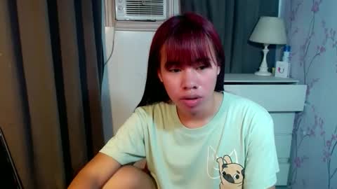 Snapshot of megan_younng chatting on May 27, 10:18 pm MEGAN online show from May 27, 10:18 pm