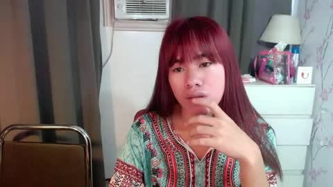 Snapshot of megan_younng chatting on May 30, 12:30 am MEGAN online show from May 30, 12:30 am
