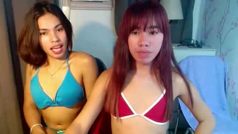 Snapshot of megan_younng chatting on June 3, 7:44 am MEGAN online show from June 3, 7:44 am