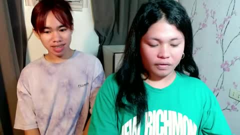 Snapshot of megan_younng chatting on June 19, 5:17 pm MEGAN online show from June 19, 5:17 pm