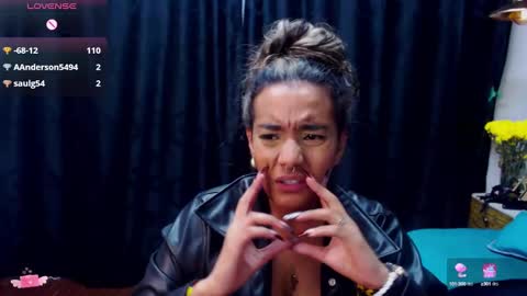 Snapshot of meganadriels96 chatting on December 31, 1:47 am M E G A N online show from December 31, 1:47 am