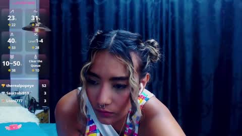 Snapshot of meganadriels96 chatting on February 6, 12:43 am M E G A N online show from February 6, 12:43 am