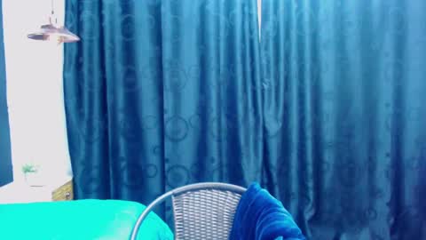 Snapshot of meganadriels96 chatting on February 17, 7:31 pm M E G A N online show from February 17, 7:31 pm