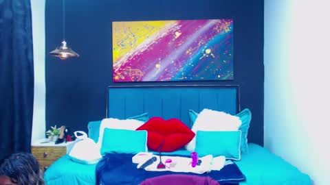 Snapshot of meganadriels96 chatting on February 21, 7:43 pm M E G A N online show from February 21, 7:43 pm