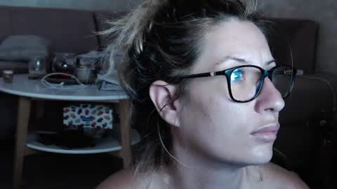 Megan online show from August 4, 6:32 pm