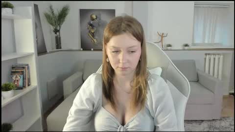 Meganboyr online show from April 8, 9:09 am