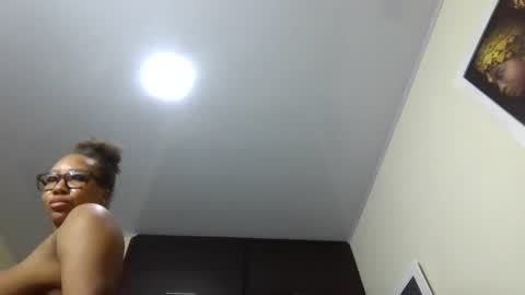Snapshot of meganhotxx2 chatting on July 8, 3:44 am megan online show from July 8, 3:44 am