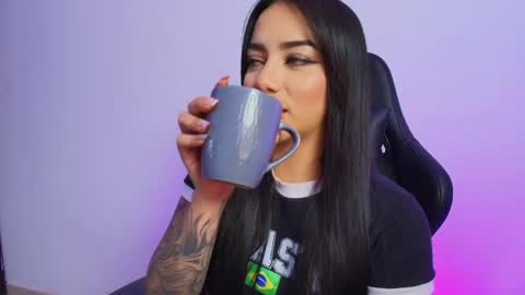 Megan Jackson online show from April 16, 4:13 am