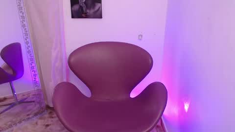 MEGAN online show from May 1, 11:09 pm