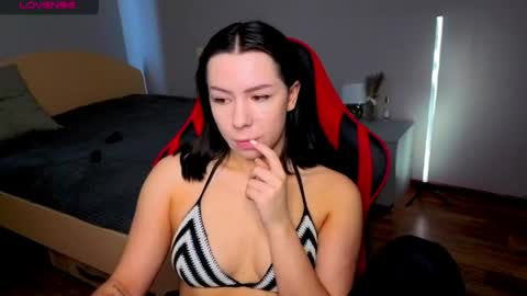 Snapshot of meganluss chatting on May 12, 3:25 am meganluss online show from May 12, 3:25 am