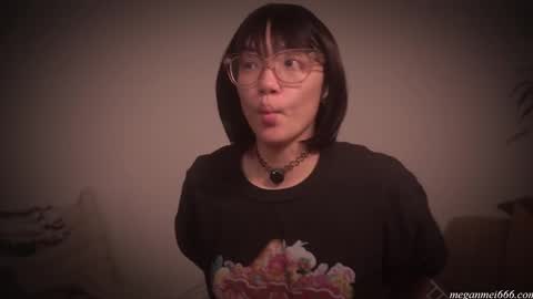 Snapshot of meganmei666 chatting on November 24, 2:55 am for more 3 online show from November 24, 2:55 am