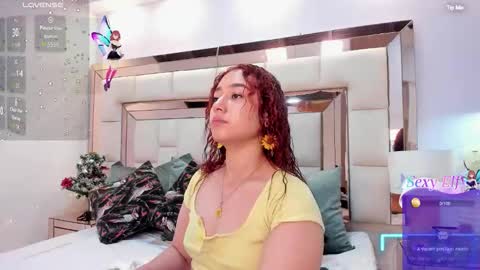 Snapshot of megannherrera chatting on December 17, 11:49 am Megan online show from December 17, 11:49 am