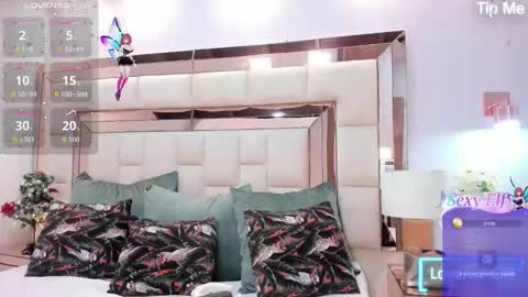 Snapshot of megannherrera chatting on December 18, 12:11 pm Megan online show from December 18, 12:11 pm