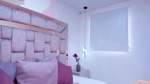 Snapshot of megannherrera chatting on February 16, 7:43 pm Megan online show from February 16, 7:43 pm