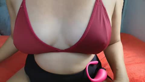 megannmilf online show from September 28, 12:32 pm