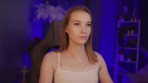 Snapshot of meganrodgers chatting on May 27, 5:43 pm megan online show from May 27, 5:43 pm
