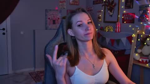 Snapshot of meganrodgers chatting on June 24, 5:23 pm megan online show from June 24, 5:23 pm