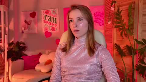 Snapshot of meganrodgers chatting on June 29, 5:35 pm megan online show from June 29, 5:35 pm