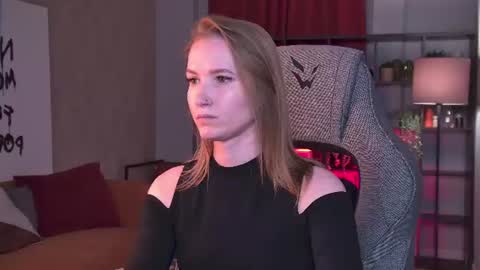 Snapshot of meganrodgers chatting on July 7, 5:39 pm megan online show from July 7, 5:39 pm