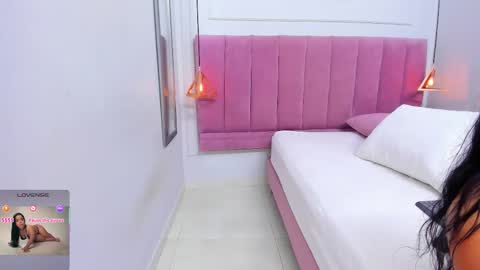 Megan  online show from January 9, 7:48 pm