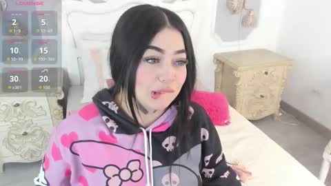 Snapshot of meganstar__ chatting on October 16, 11:44 am Megan online show from October 16, 11:44 am