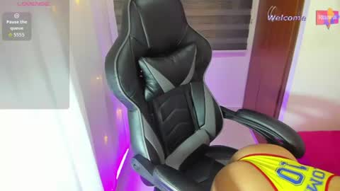 MEGAN  online show from July 3, 6:36 pm