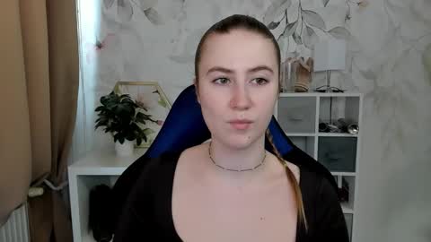 Megan online show from April 13, 12:32 pm