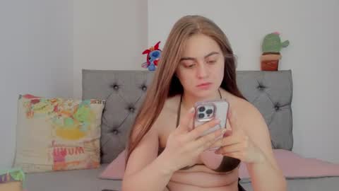 Snapshot of meganysammy chatting on June 28, 2:45 pm megansammy online show from June 28, 2:45 pm