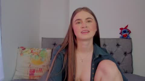 Snapshot of meganysammy chatting on July 22, 7:49 pm megansammy online show from July 22, 7:49 pm