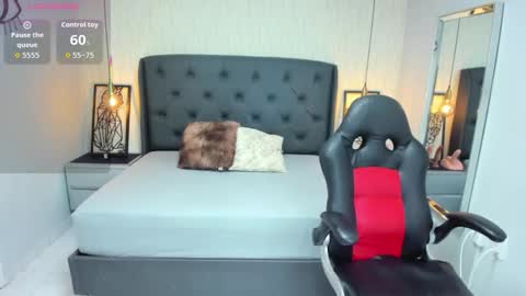 M E G A N  online show from October 17, 8:22 pm