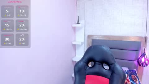 M E G A N  online show from December 22, 10:40 pm