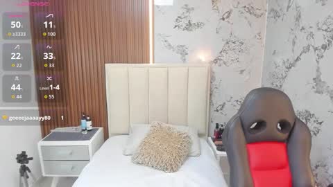 M E G A N  online show from March 6, 3:36 am