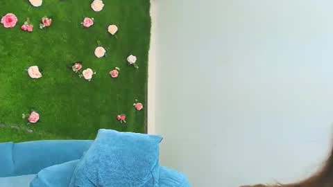 megatitts_ online show from June 14, 2:24 am