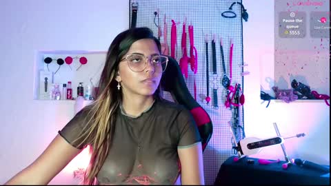 Snapshot of meggan_greey chatting on January 17, 4:49 am Your best slave online show from January 17, 4:49 am