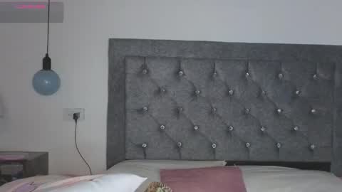 Meghan  online show from November 3, 7:59 pm