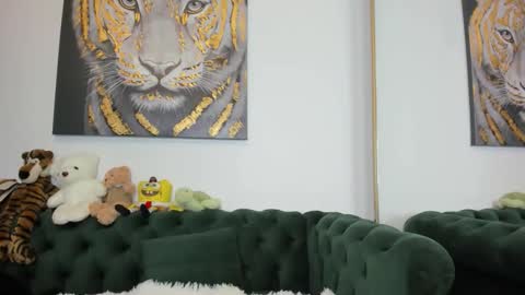 megpalmer online show from March 17, 12:30 pm