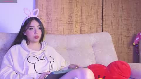 Megumi online show from November 13, 8:57 am