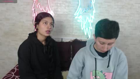 mei and gaby online show from October 21, 3:40 am