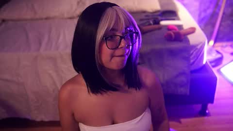 Snapshot of mekari_doll chatting on March 4, 9:32 pm Mekari . online show from March 4, 9:32 pm