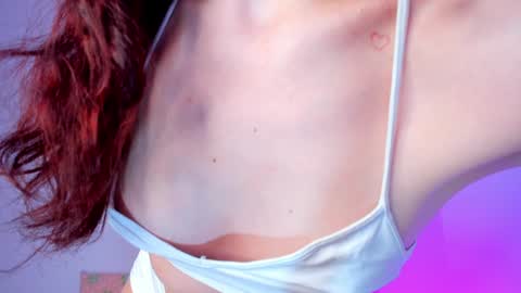 Snapshot of mel_18_ chatting on January 18, 7:58 pm A N D R E A online show from January 18, 7:58 pm