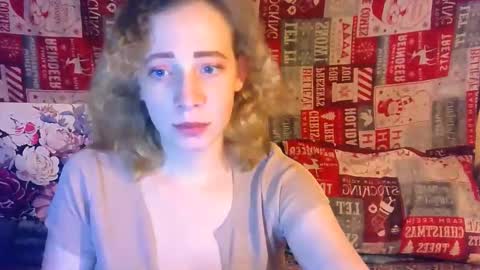 Mel Mellie online show from March 3, 6:33 pm