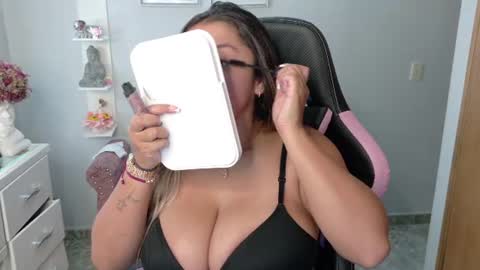 Melaany  online show from July 19, 11:08 pm