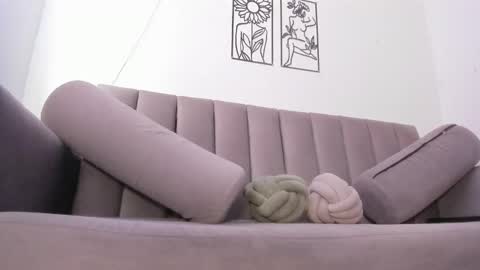 Snapshot of melani_greyy chatting on November 29, 9:07 pm melani greyy online show from November 29, 9:07 pm